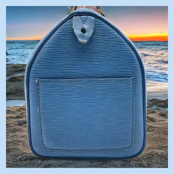 Louis Vuitton Toledo Blue Epi Speedy 30! - Picture 4 of 6